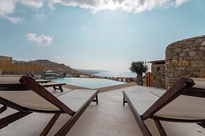 MvibesMykonos homes and studios