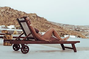 MvibesMykonos homes and studios