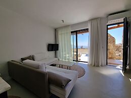 MvibesMykonos homes and studios