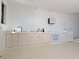 MvibesMykonos homes and studios