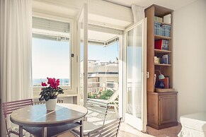 Boscobello Seaview Apartment