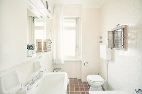 Boscobello Seaview Apartment