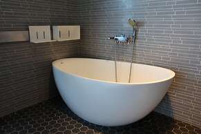 Saipan IRIS Pool Villa