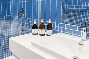 URBANAUTS STUDIOS Sylvette