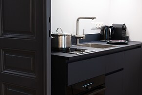 URBANAUTS STUDIOS Sylvette