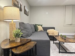 Mississauga Manor - Meadowvale