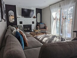 Mississauga Manor - Meadowvale