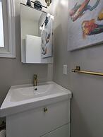 Mississauga Manor - Meadowvale