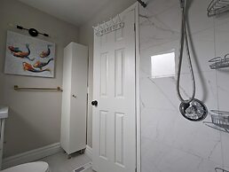 Mississauga Manor - Meadowvale