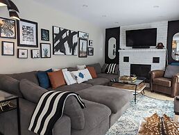 Mississauga Manor - Meadowvale