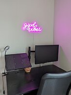 Mississauga Manor - Meadowvale