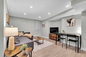 Mississauga Manor - Meadowvale