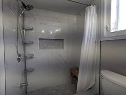 Mississauga Manor - Meadowvale