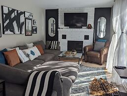 Mississauga Manor - Meadowvale