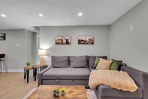 Mississauga Manor - Meadowvale