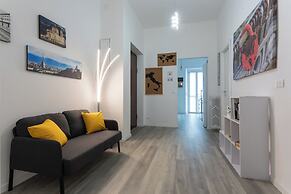 Sulla via del treno by Wonderful Italy