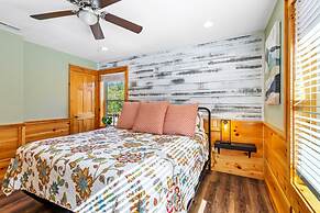 Elegant Elite Estate By Ghosal Luxury Lodging