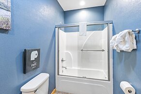 Elegant Elite Estate By Ghosal Luxury Lodging