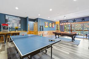 Elegant Elite Estate By Ghosal Luxury Lodging