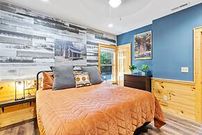 Elegant Elite Estate By Ghosal Luxury Lodging