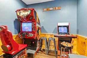 Elegant Elite Estate By Ghosal Luxury Lodging