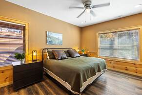 Elegant Elite Estate By Ghosal Luxury Lodging