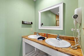 Elegant Elite Estate By Ghosal Luxury Lodging