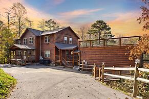 Elegant Elite Estate By Ghosal Luxury Lodging