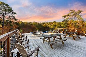 Elegant Elite Estate By Ghosal Luxury Lodging