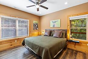 Elegant Elite Estate By Ghosal Luxury Lodging