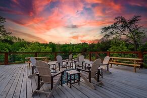 Elegant Elite Estate By Ghosal Luxury Lodging