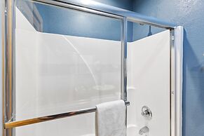 Elegant Elite Estate By Ghosal Luxury Lodging