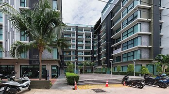 Siam Oriental Plaza by Apartwell