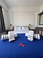 Rose Island Hotel Bozcaada