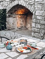 SERENİTA STONE HOUSE