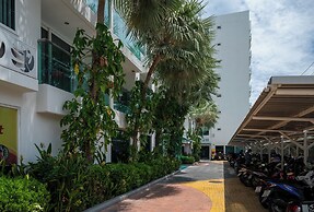 Amazon Apartments by Apartwell