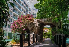 Amazon Apartments by Apartwell