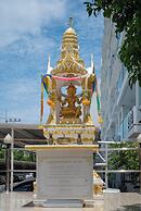 Amazon Apartments by Apartwell