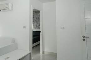 Amazon Apartments by Apartwell