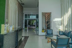 Amazon Apartments by Apartwell