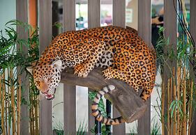 Amazon Apartments by Apartwell