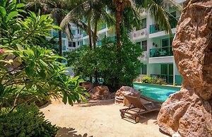 Amazon Apartments by Apartwell