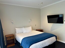 Hamilton Motel 2025 Limited