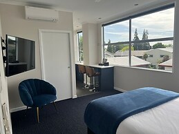 Hamilton Motel 2025 Limited