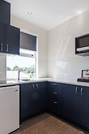 Hamilton Motel 2025 Limited
