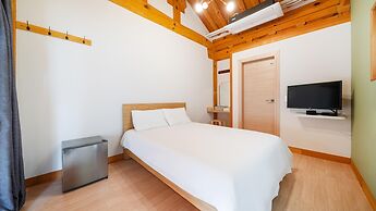 Gyeongju Ipsaedalseumeunal