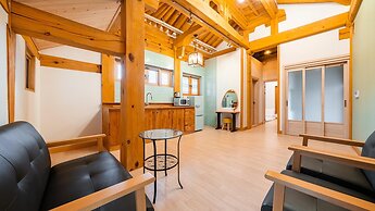 Gyeongju Ipsaedalseumeunal