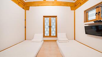 Gyeongju Ipsaedalseumeunal