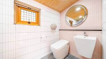 Gyeongju Ipsaedalseumeunal