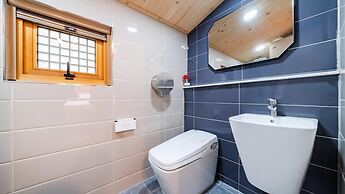 Gyeongju Ipsaedalseumeunal